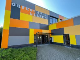 Middelbare school Uelsen Entreegebied van de middelbare school Uelsen