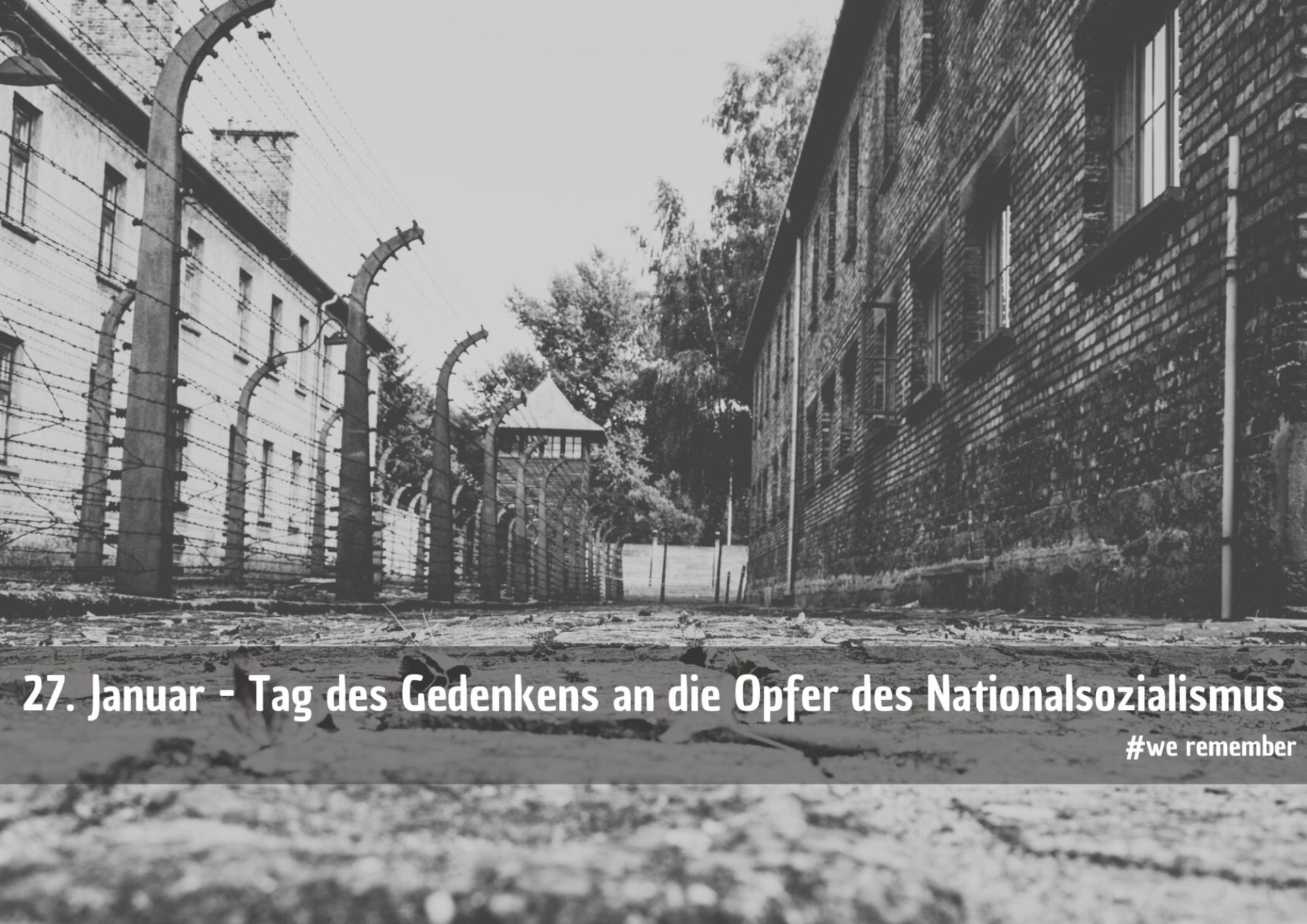 Schwarz/weißes Bild eines Konzentrationslagers